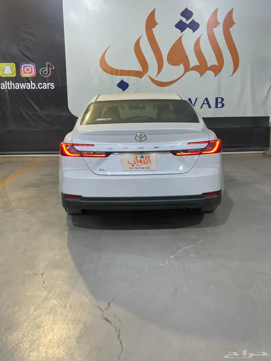 
								كامري بنزين LE  2025 فتحه سقف كامل									